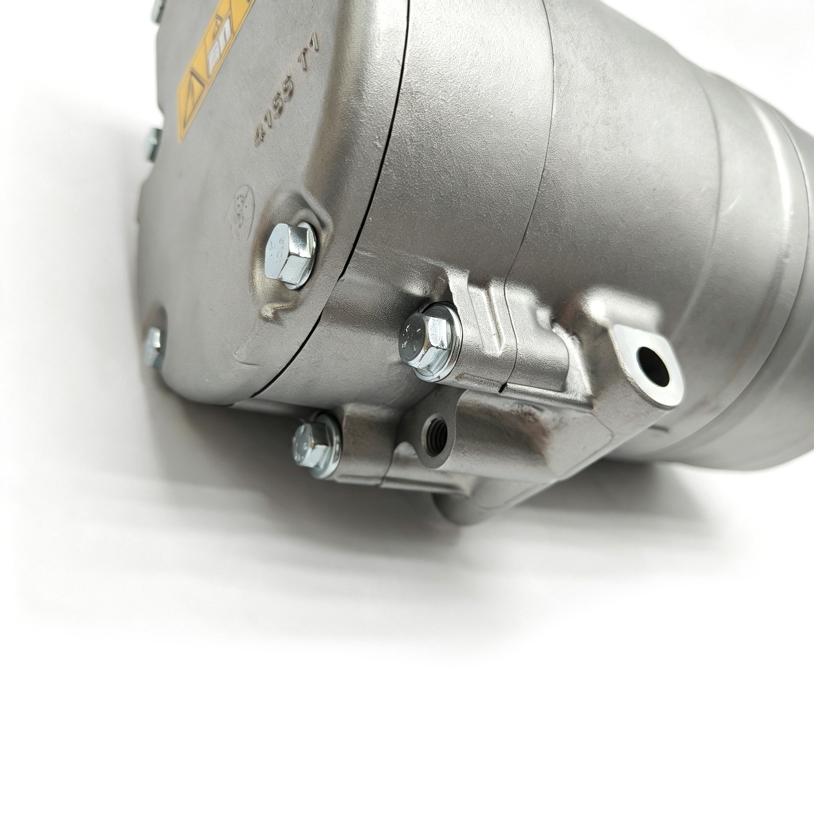 BMW i8 2014-2017 Electric compressor