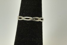 925 Sterling Silver Size 5.25 Cut Out Small Band Ring 0.8 Grams RIN7966