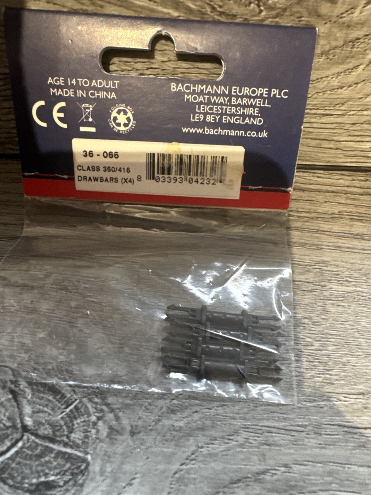 36-065 Bachmann OO Gauge Class 350/416 Drawbars x4