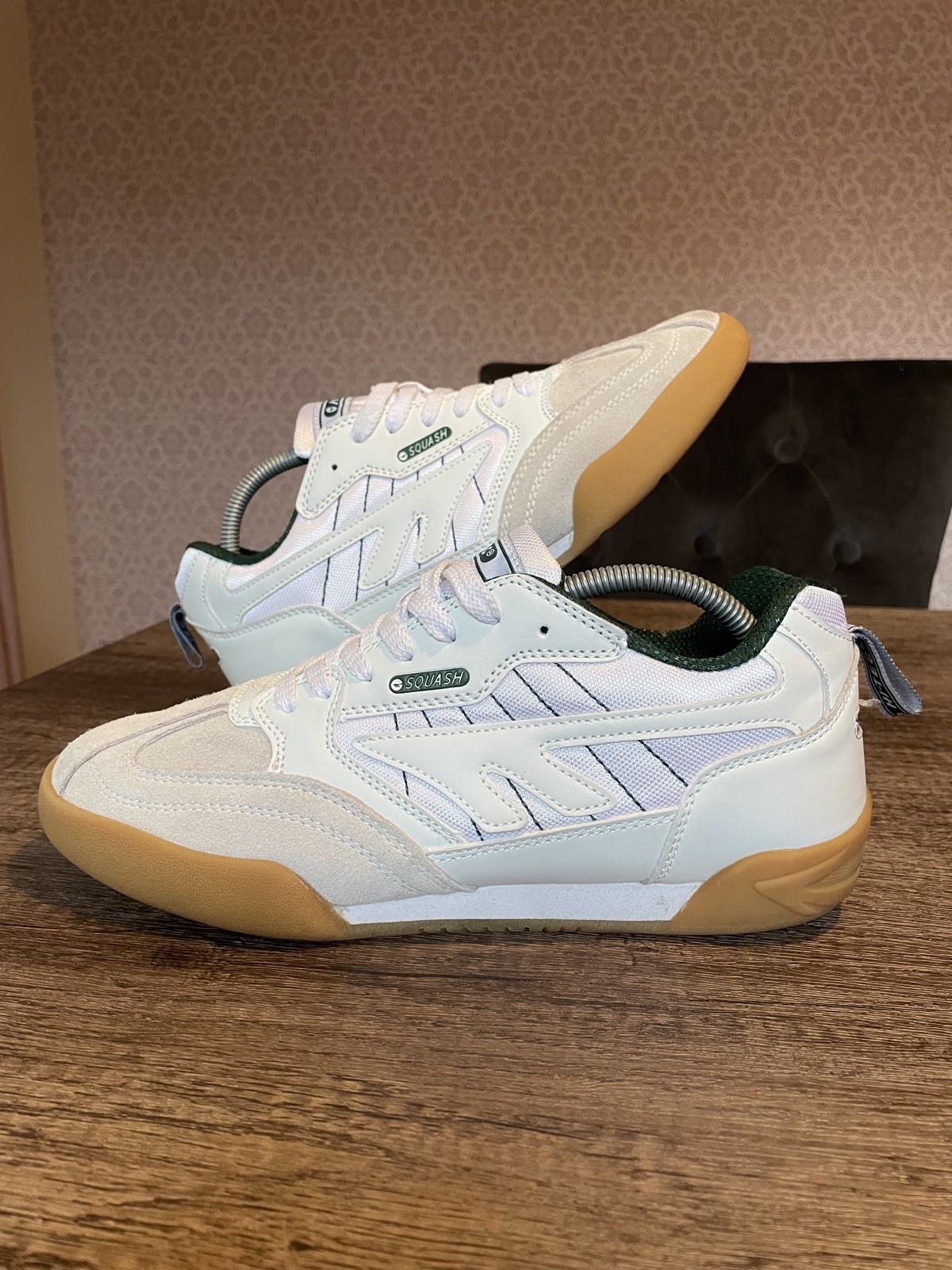 Zapatillas deportivas Hi-Tec Squash clásicas blancas crema suela de goma talla UK 8