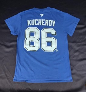 FREE SHIPPING NHL Tampa Bay Lightning Kucherov T-Shirt Small