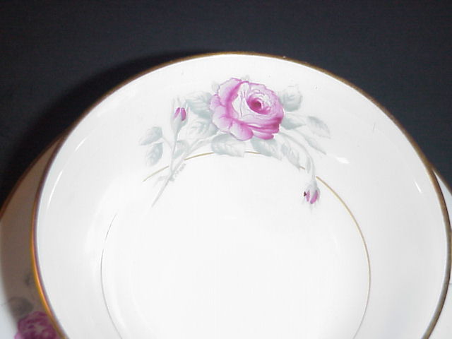 Royal Worcester Z2261 Worcester Rose Cup & Saucer Antique Signed