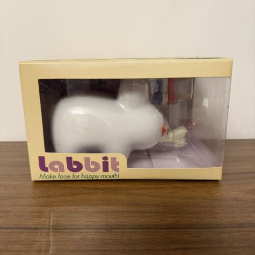 Labbit Kidrobot White Popsicle Lips Bone Accessories Vinyl Figure 5" - Picture 6 of 6