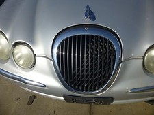 1999 2000 2001 2002 2003 2004 Jaguar S-type Chrome Grille 1999 2000 2001 2002 2003 2004 Jaguar S-type Chrome Grille