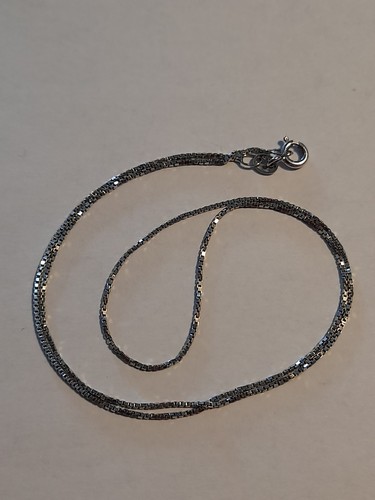 9ct White Gold Box Chain Necklace. 16 Inches. Full Hallmarks. 1.8 Grams.