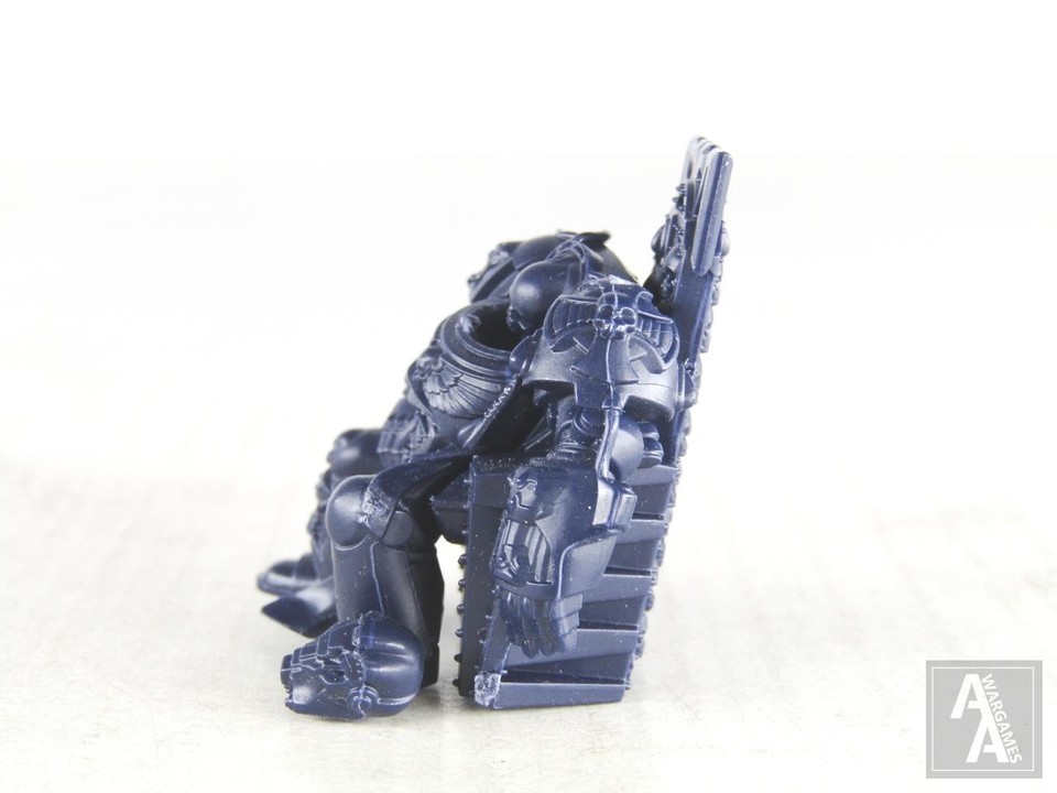 (4024) Dead Terminator On Throne Blood Angels Space Hulk 40k 30k ...