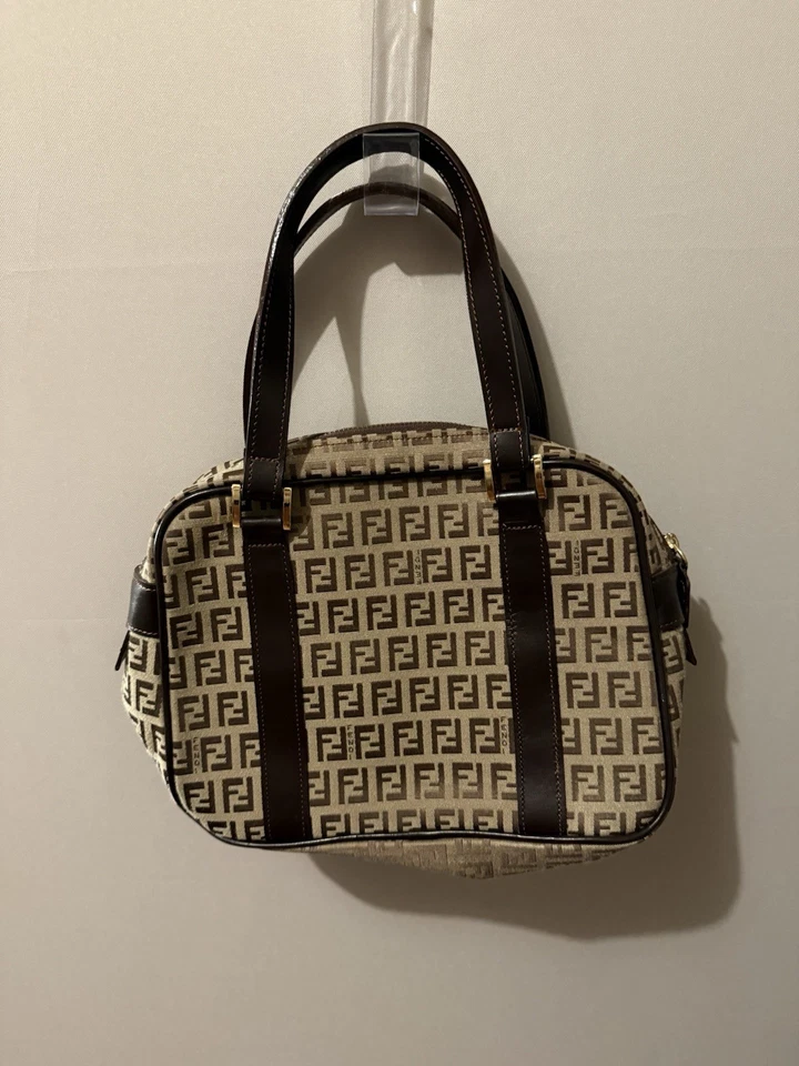 Auténtico Bolso de Mano FENDI Vintage Zucca Nylon Correa de Cuero Excelente Lindo Foto 2 de 4