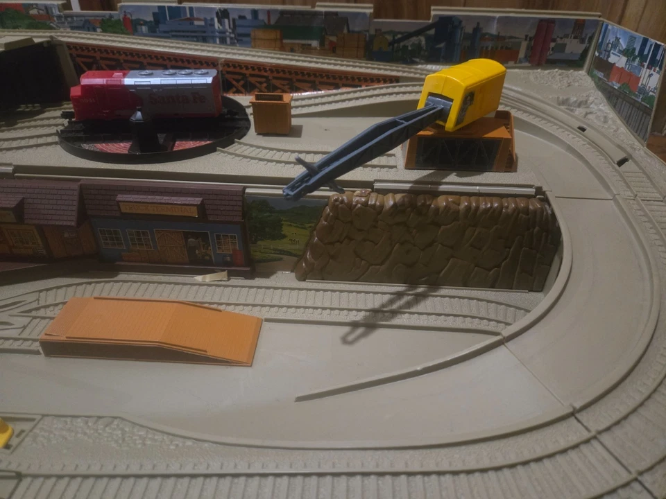 Hot Wheels Sto & Go Railroad Freight Yard Train Playset 1983 Foto 4 de 4