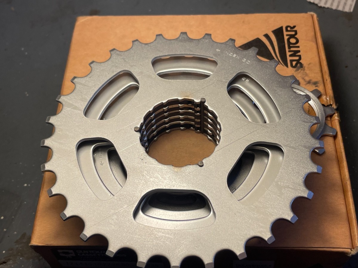 Vintage NOS Suntour AP 7 Speed Silver Cassette Cogs 12-30t CS-AP00