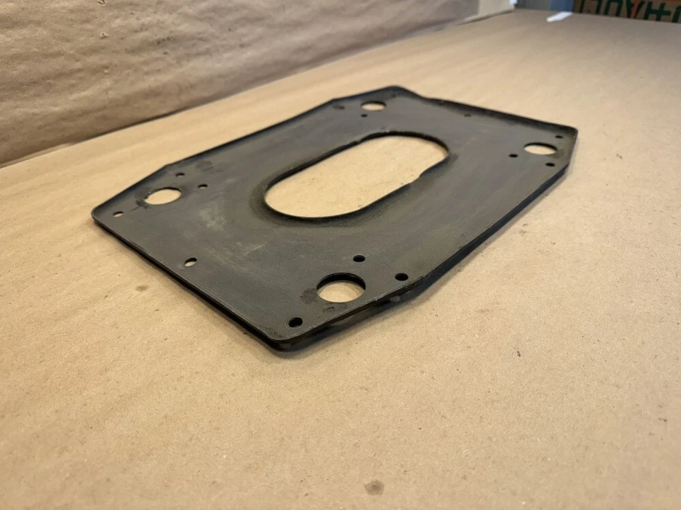 Оригинальная нижняя пластина каркаса Jaguar XKE E-Type IRS C20651 - Изображение 3 из 4