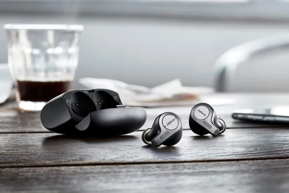 JABRA ELITE 65T TRUE WIRELESS EARBUD HEADPHONES - TITANIUM BLACK - Image 4 of 4