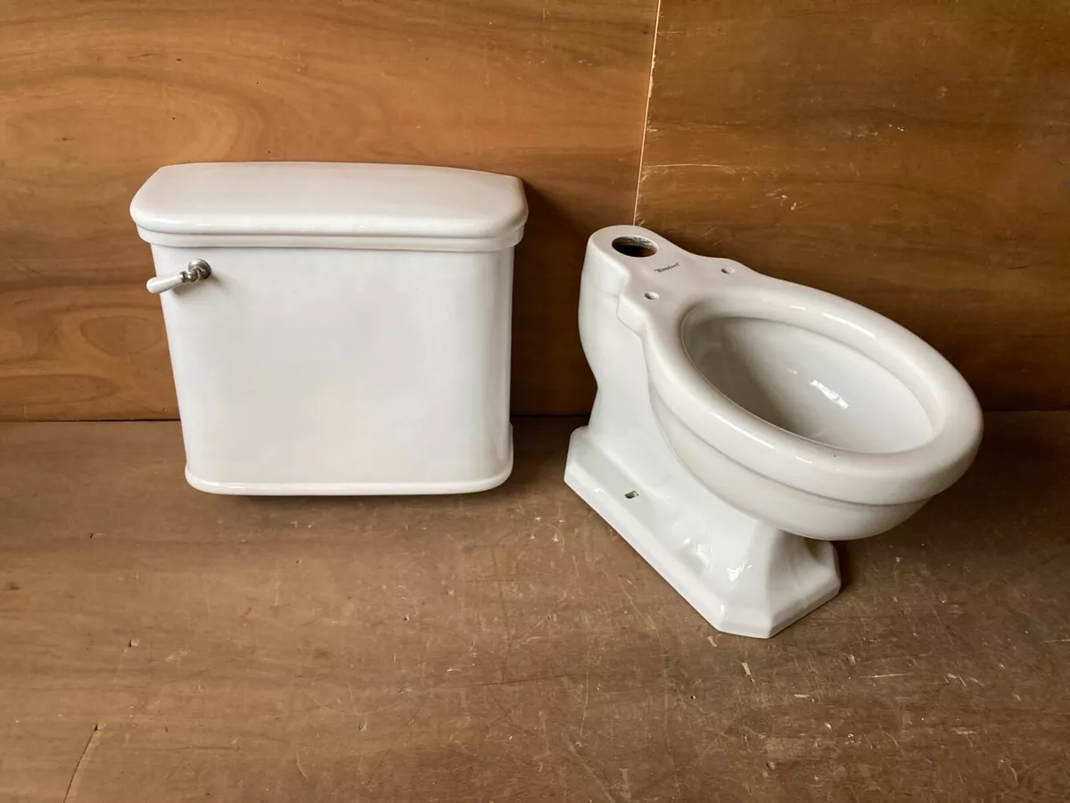 Porcelain 2024 toilet lid