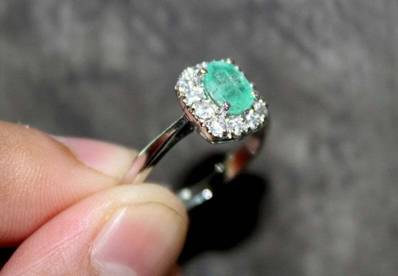 Argento Smeraldo Anello di Fidanzamento 5x7 MM Ovale Smeraldo Matrimonio Anello - Immagine 4 di 4