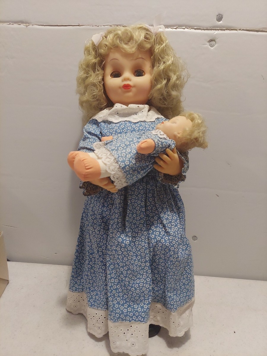 The musical doll June in Julie | eBay