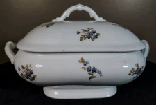 Rare Early c. 1820 Elbogen Hand Painted Porcelain Soup Tureen / Covered Dish 2qt