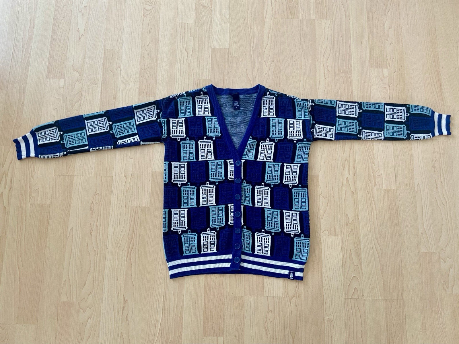 BBC DR WHO Hot Topic Size Medium Cardigan Sweater Tardis Phone Booth Button Up image 2