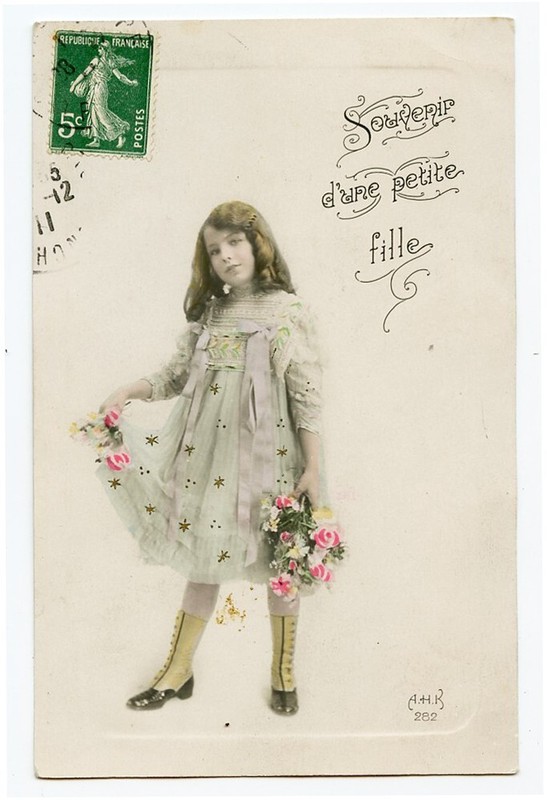 1910s Child Children Cute Girl BUTTON UP SHOES Fashion photo postcard