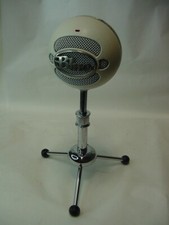 BLUE USB MICROPHONE WITH TRIPOD