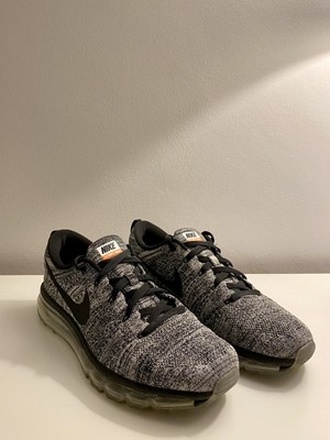 nike flyknit max oreo