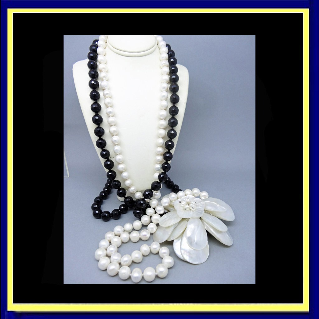 Vintage long double Necklace Pearls Onyx Mother of Pearl