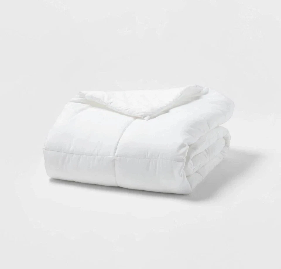 KING Room Essentials POLY Percale Comforter Box Quilting WHITE LIGHT ALL SEASON - Image 2 of 4