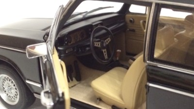 Autoart 1:18 Millennium BMW 2002 | eBay