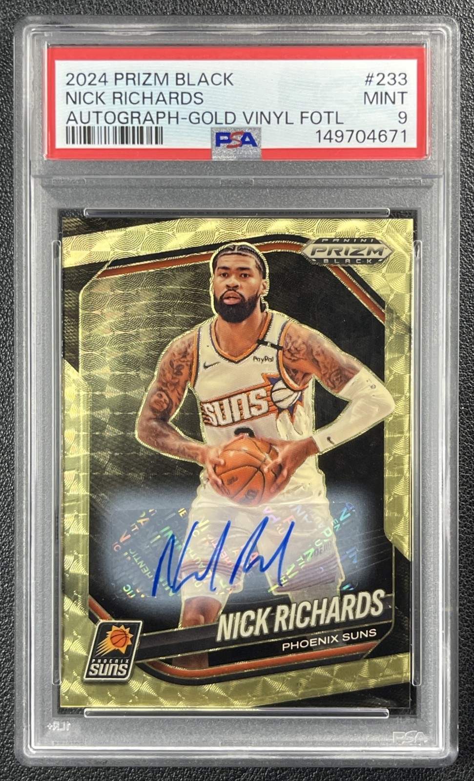 NICK RICHARDS PSA 9 2024-25 PANINI PRIZM BLACK #233 GOLD VINYL AUTO FOTL 2/5 view 1