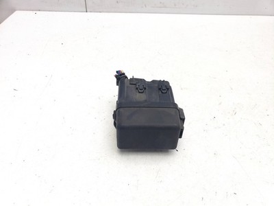 TOYOTA AVENSIS T270 1.6 DIESEL FUSE RELAY BOX 2017