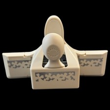 Martha Stewart Paper Punch Floral Trim Chain Edge Shamrocks Four Leaf Clovers