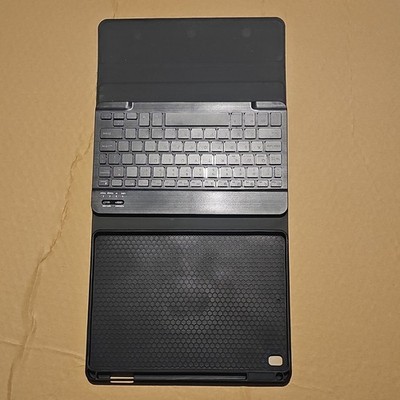 Black Keyboard Folio Tablet Case Cover with Integrated Stand
