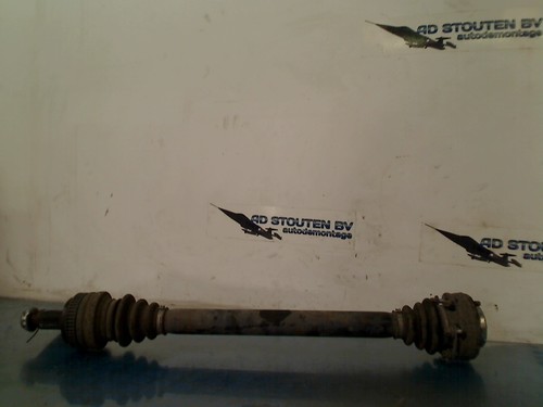 ANTRIEBSWELLE RECHTS HINTEN DRIVE SHAFT RIGHT REAR BMW 1 serie (E87/87N) 2007