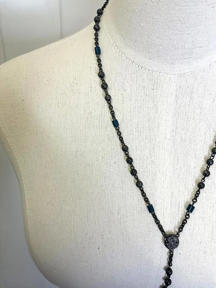 复古 Guess 珠宝 16 英寸落蓝色玻璃锡金属珠流苏项链 — 第 3/4 张图片