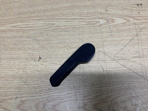 Hebel Griff Motorhaubenentriegelung Entriegelung VW Golf Plus 5M 1J1 823 533 C