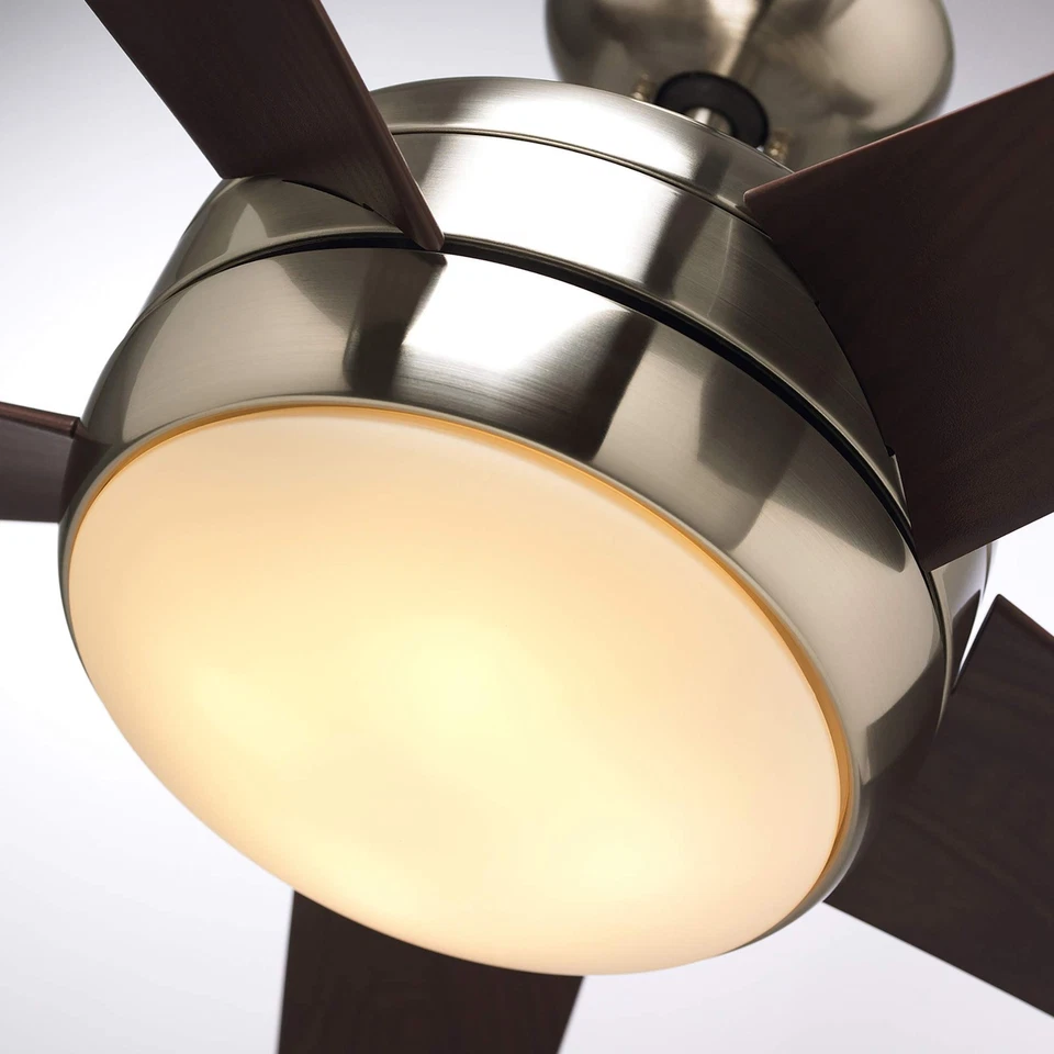 Ventilador de techo Luminance Midway Eco LED con luz y control remoto | Regulable 54 pulgadas Foto 3 de 4