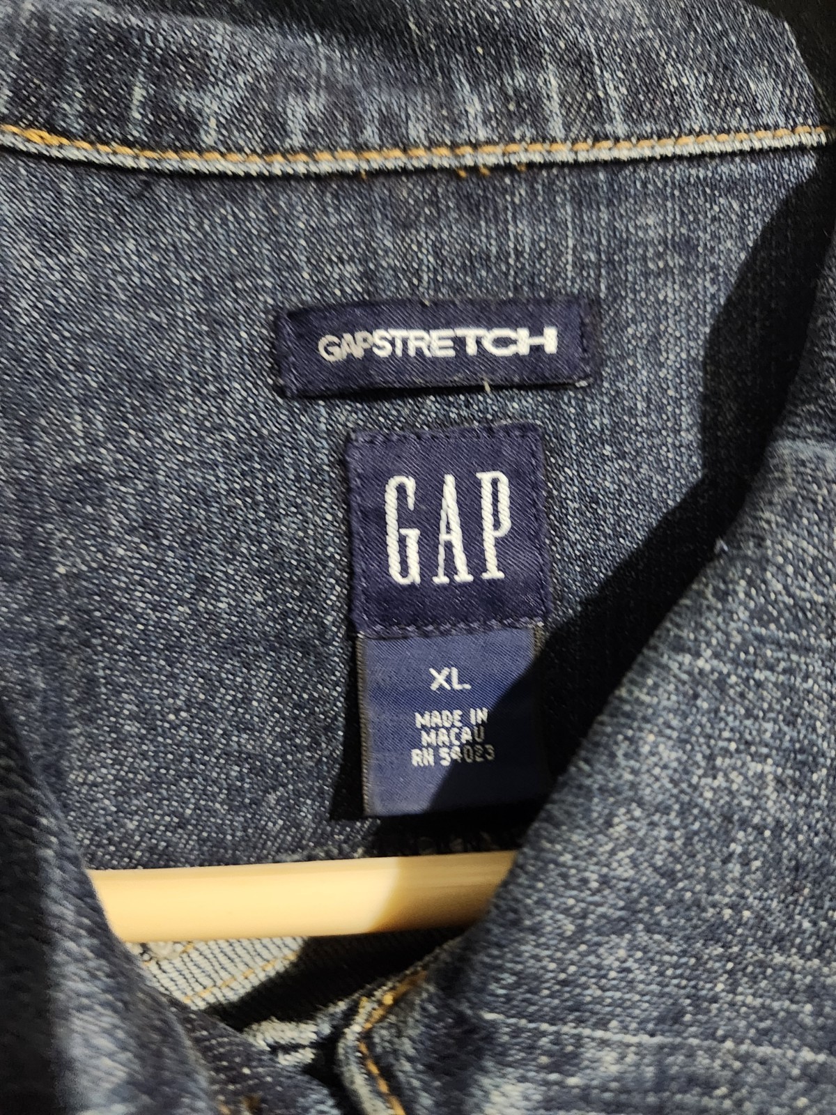 Gap Stretch Button Collared Women's Denim Jacket … - image 2