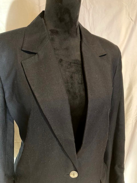 TALBOTS PETITES NAVY SINGLE BUTTON LINED SUIT SEP… - image 2