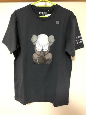 Kaws x Uniqlo Tokyo First Black T-Shirt Size Medium