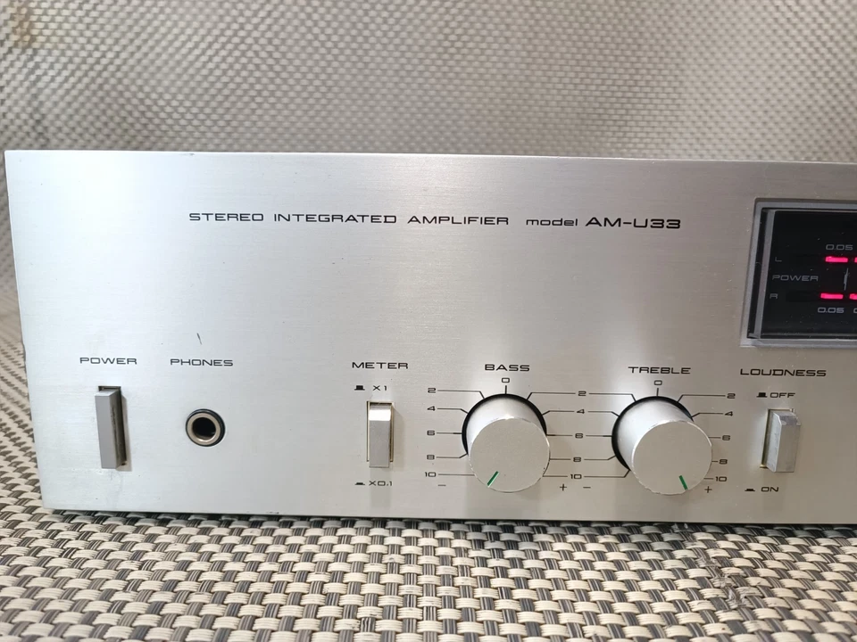 Akai AM-U33 Stereo Integrated Amplifier HiFi - Bild 3 von 4
