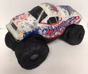 madusa monster truck toy
