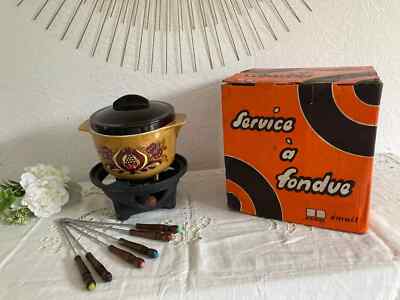 Fondue GENERIQUE Poêlon en fonte émaillée 24cm rouge Tableandcook