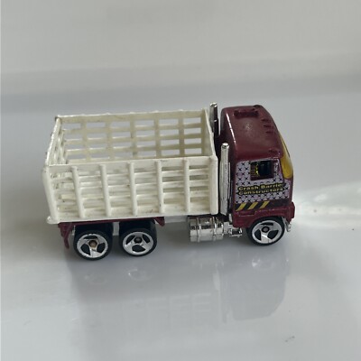 1981 Hot Wheel Crash Barrier Constructors Dump Strake Truck.  N-1 Collectible