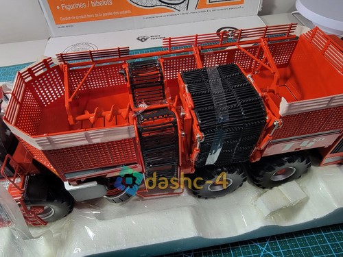 ROS 601482 Holmer Terra Dos T4-40 1:32 Scale Diecast Model Used in Original Box - Picture 8 of 17