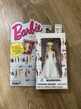 Mattel Barbie Teen Age Fashion Keychain #712-0 WEDDING DAY Basic Fun - NEW