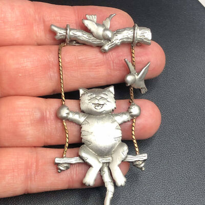 4007 Vintage 3  JJ Jonette Gold Tone Articulated Swinging Cat Bird Pin