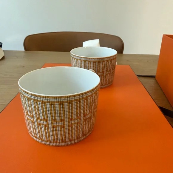 100% AUTHENTIC  Hermes Mosaique au 24 gold tea cup and saucer  (SET OF 2) thumbnail 6