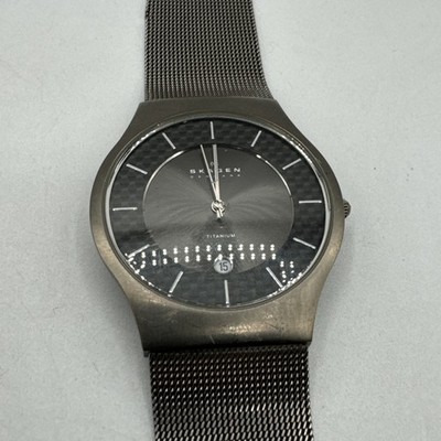 Skagen Mens Watch Titanium Carbon Fiber Adjustable Band 233XLTTMC1