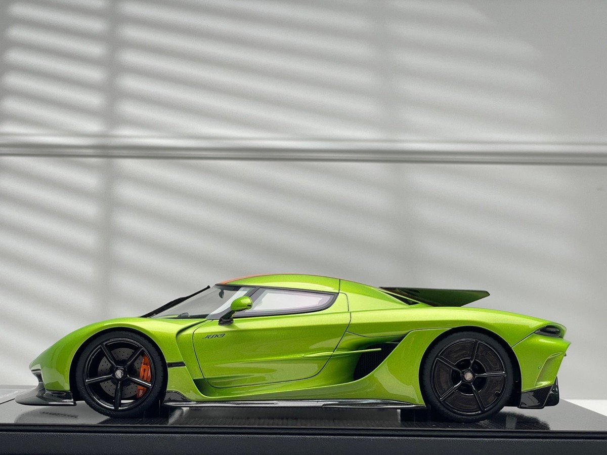 Koenigsegg Jesko Absolut (Green) [FrontiArt] 1/18 scale | eBay