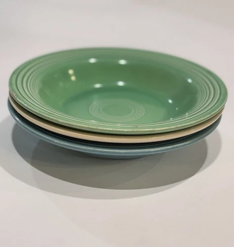 Vintage Fiestaware Rimmed Soup Pasta Bowls Set 3 Turquoise Green Ivory HLC USA