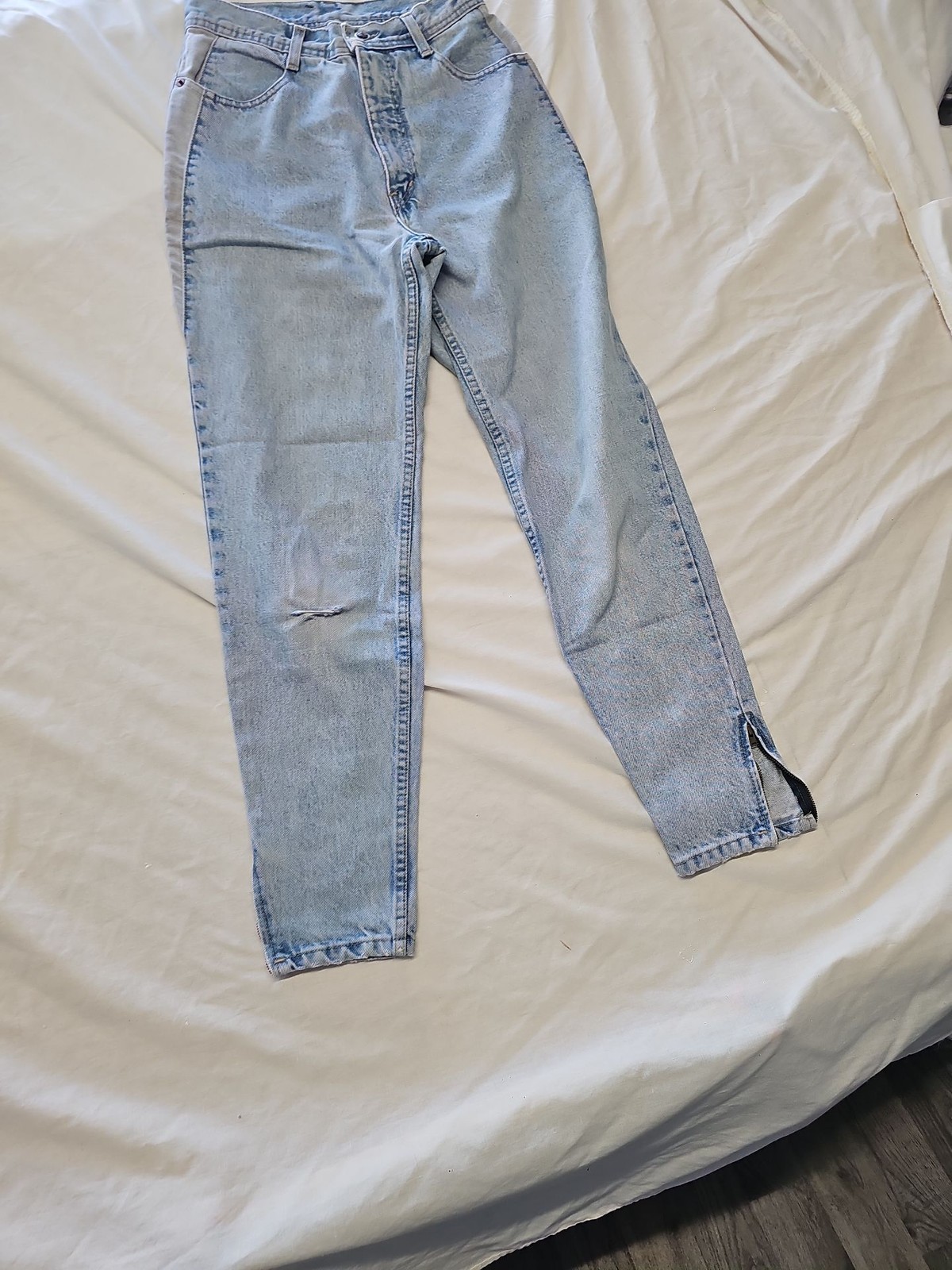 Vintage Santana Light Wash High-Waisted Slim Jeans with Ankle Zips W26 L29UU1110 image 5