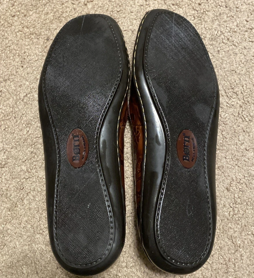 Zapatos mocasines planos florales de cuero marrón 8,5 vintage BORN para mujer Foto 2 de 4